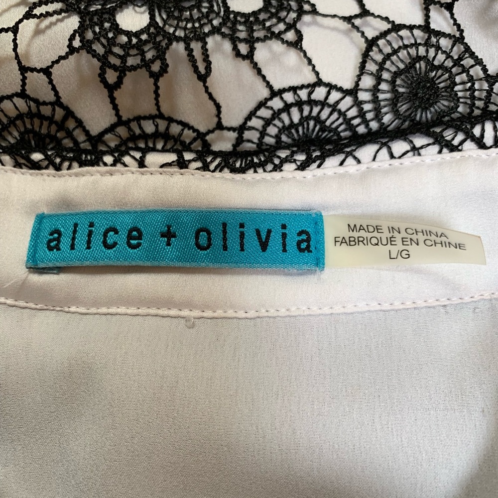 Blouse - Picture 5 of 5